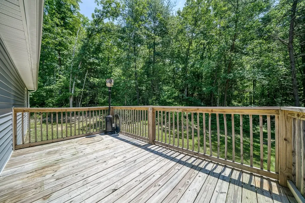 2037 Allardt Tinch Road Jamestown TN 38556