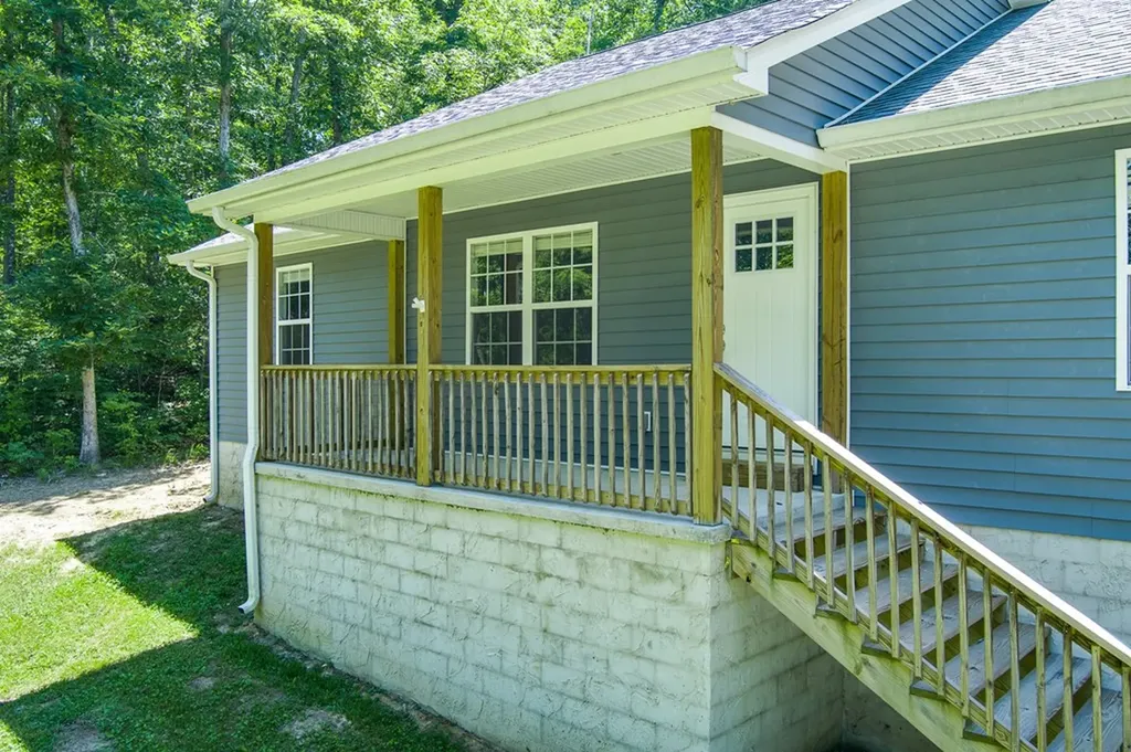 2037 Allardt Tinch Road Jamestown TN 38556