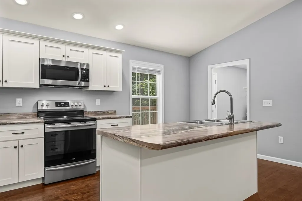 2037 Allardt Tinch Road Jamestown TN 38556