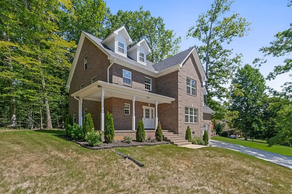 906 Franklin Court Cookeville TN 38506