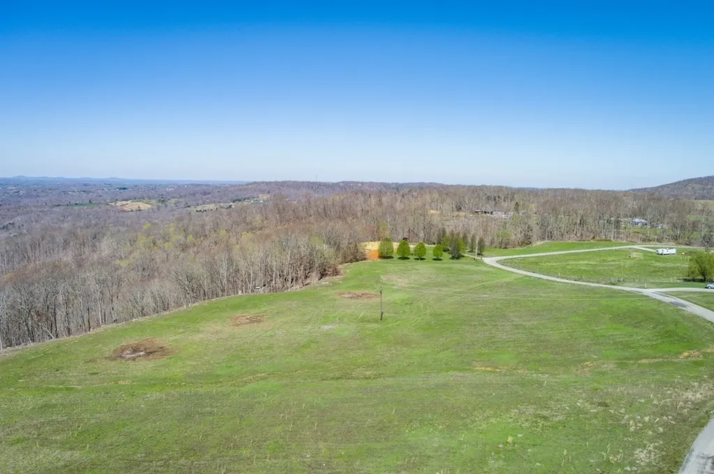 38.8 Ac. Anderson Road Byrdstown TN 37067