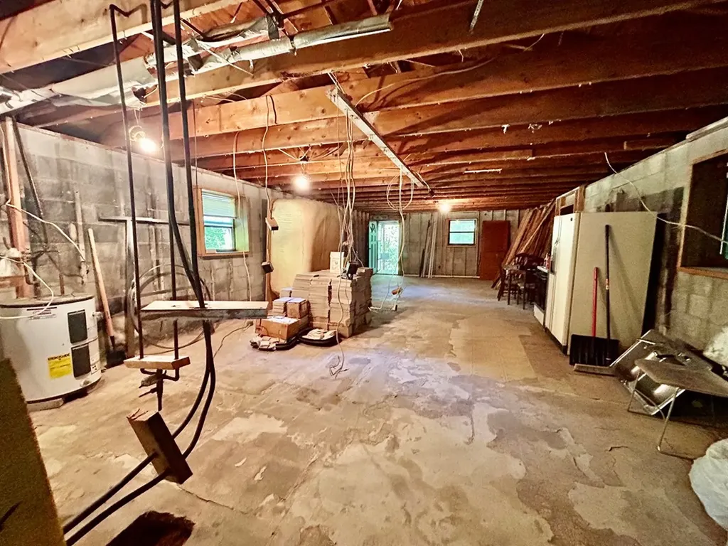 1191 Austin Lake Road Baxter TN 38544