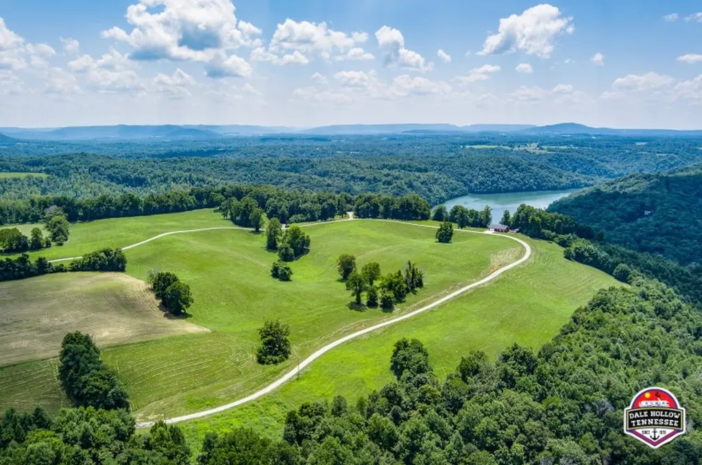 Tract 2 Amonett Circle Byrdstown TN 38549