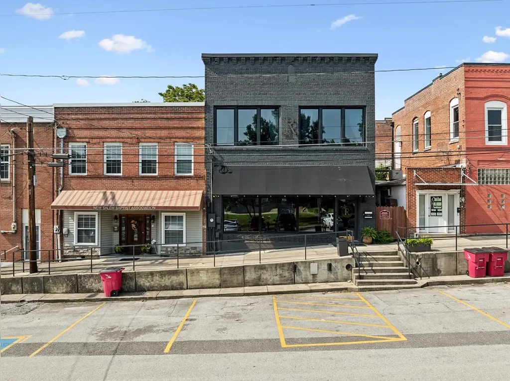 110 W Third Avenue Carthage TN 37030