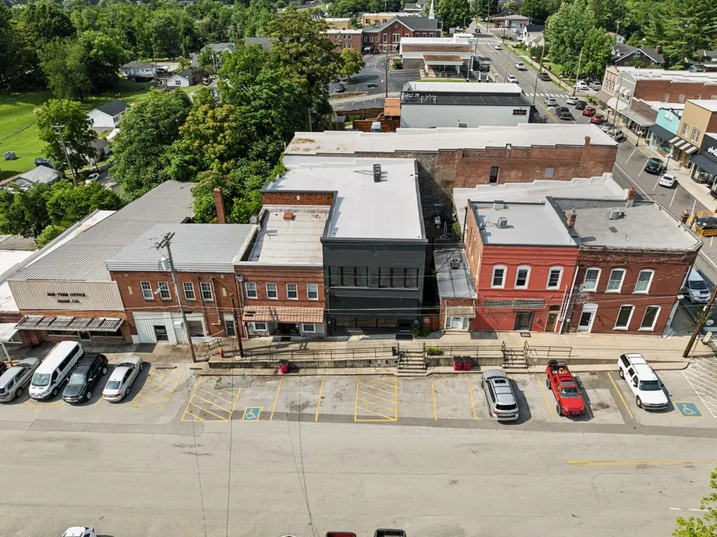 110 W Third Avenue Carthage TN 37030