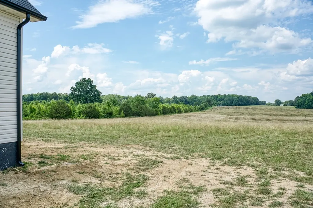2557 Wildcat Road Sparta TN 38583