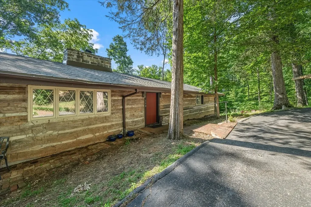 110 Breen Lane Cookeville TN 38506