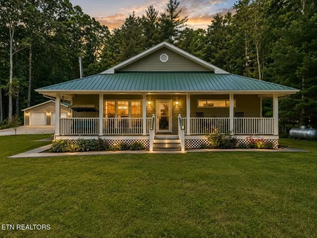 213 Indian Rock Trail Jamestown TN 38556