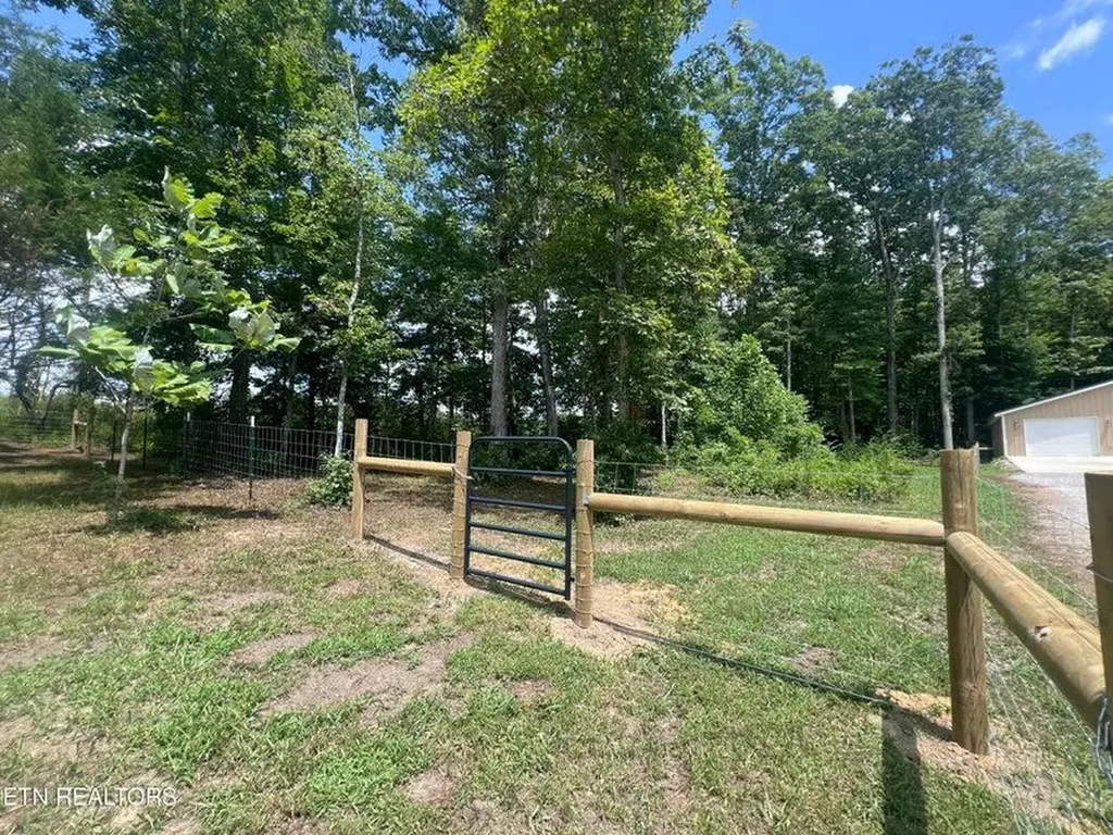 213 Indian Rock Trail Jamestown TN 38556