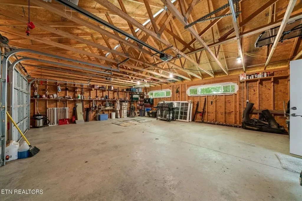 213 Indian Rock Trail Jamestown TN 38556