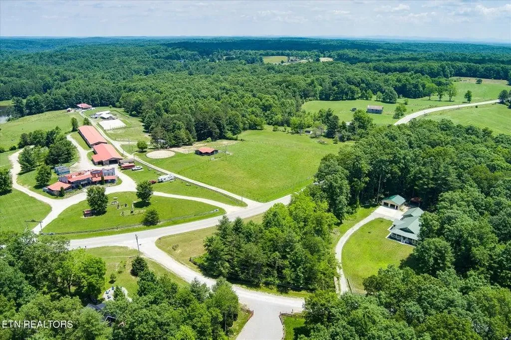 213 Indian Rock Trail Jamestown TN 38556