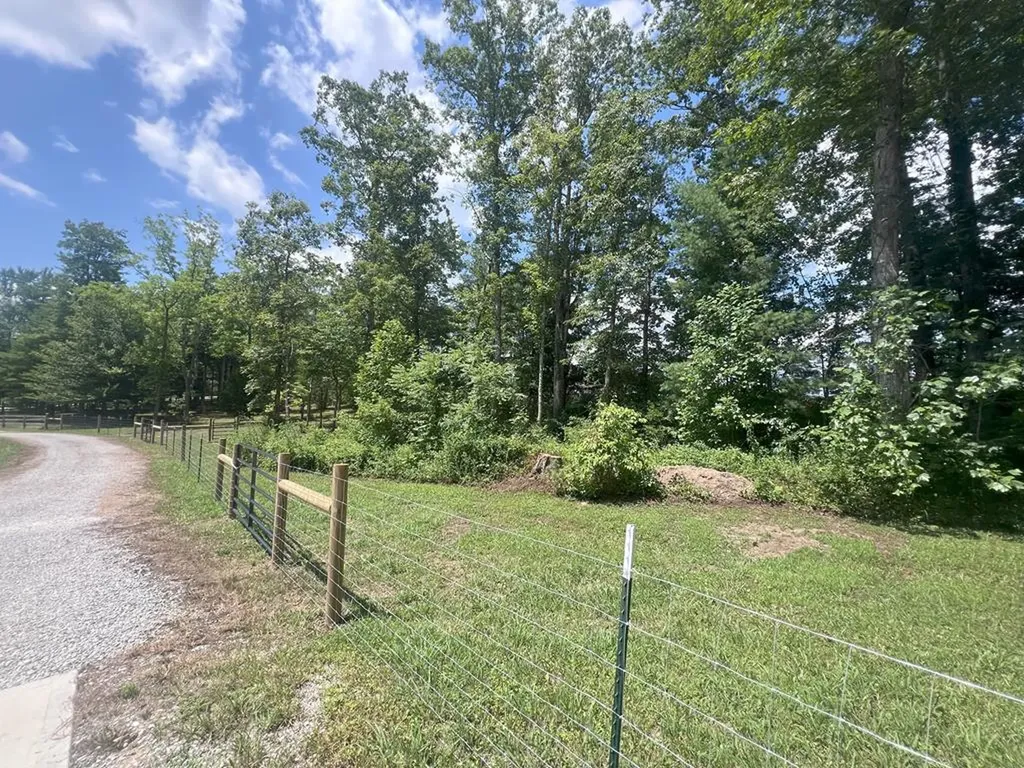 213 Indian Rock Trail Jamestown TN 38556