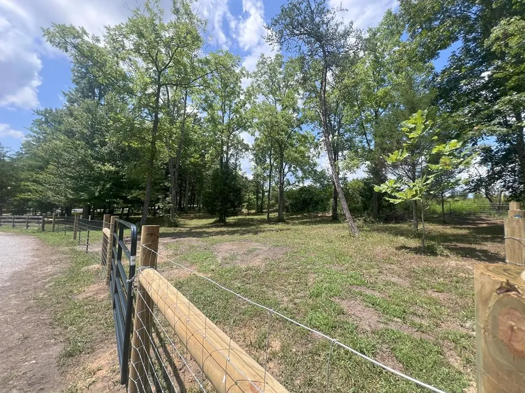 213 Indian Rock Trail Jamestown TN 38556