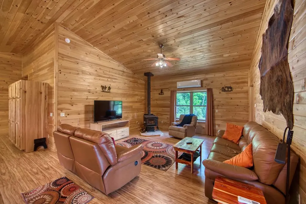 1240 Louvaine Road Jamestown TN 38556