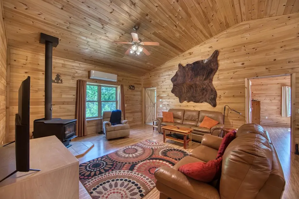 1240 Louvaine Road Jamestown TN 38556