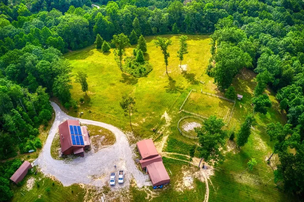 1240 Louvaine Road Jamestown TN 38556