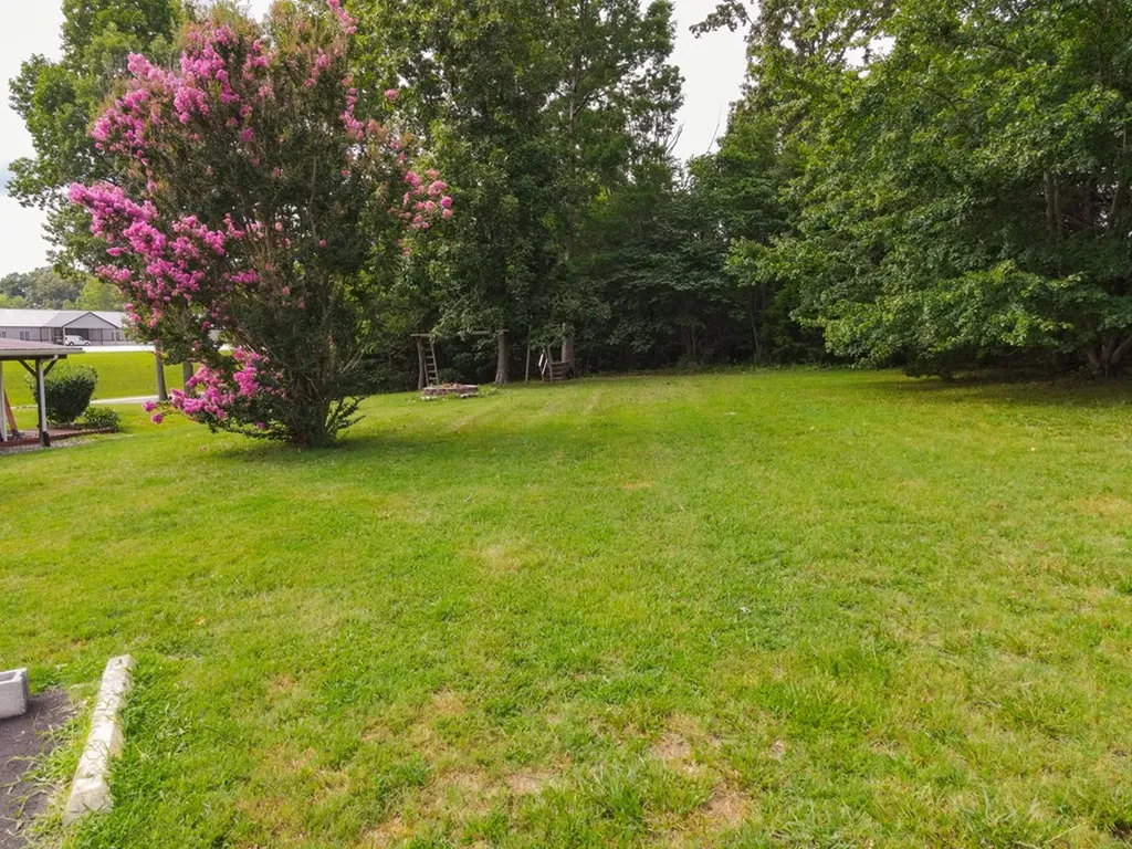 105 East Wilmouth Road Rickman TN 38580