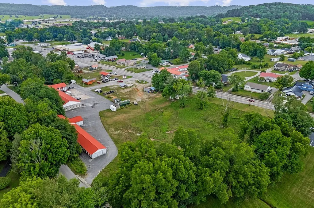 550 N North Church Livingston TN 38570