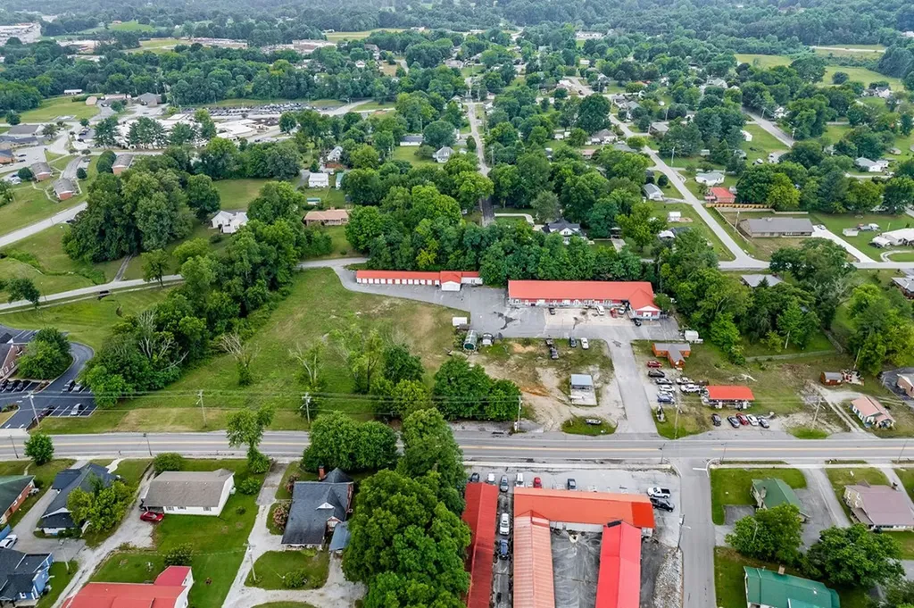 550 N North Church Livingston TN 38570