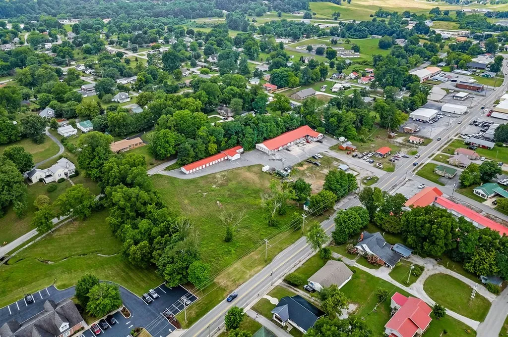 550 N North Church Livingston TN 38570