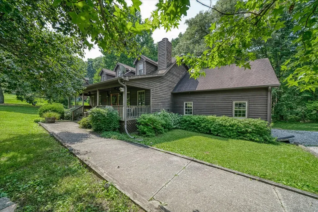 303 High Meadows Drive Spencer TN 38585