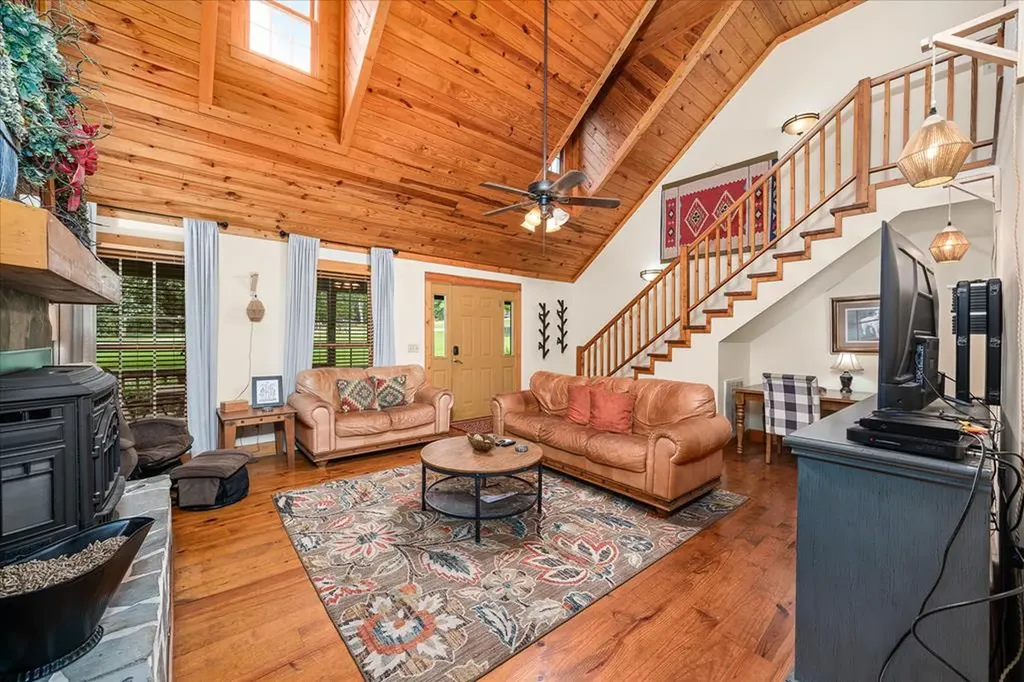 303 High Meadows Drive Spencer TN 38585