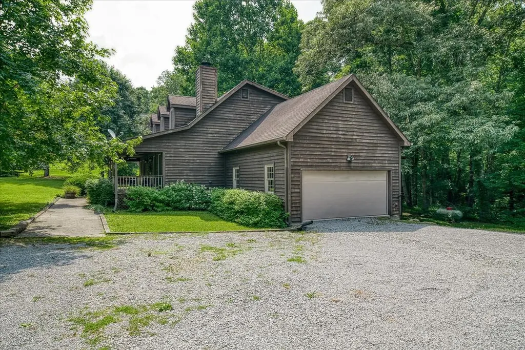 303 High Meadows Drive Spencer TN 38585