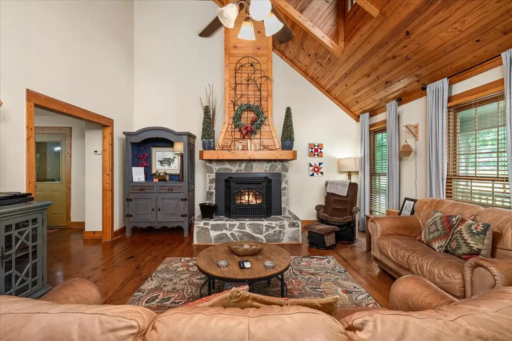 303 High Meadows Drive Spencer TN 38585