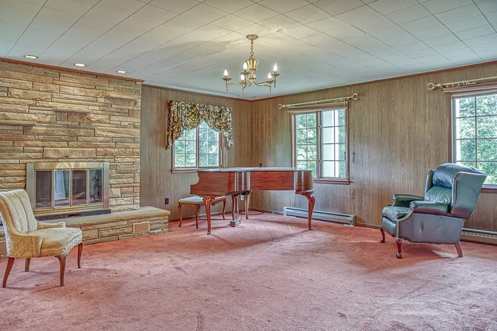 1452 Gainesboro Grade Cookeville TN 38501