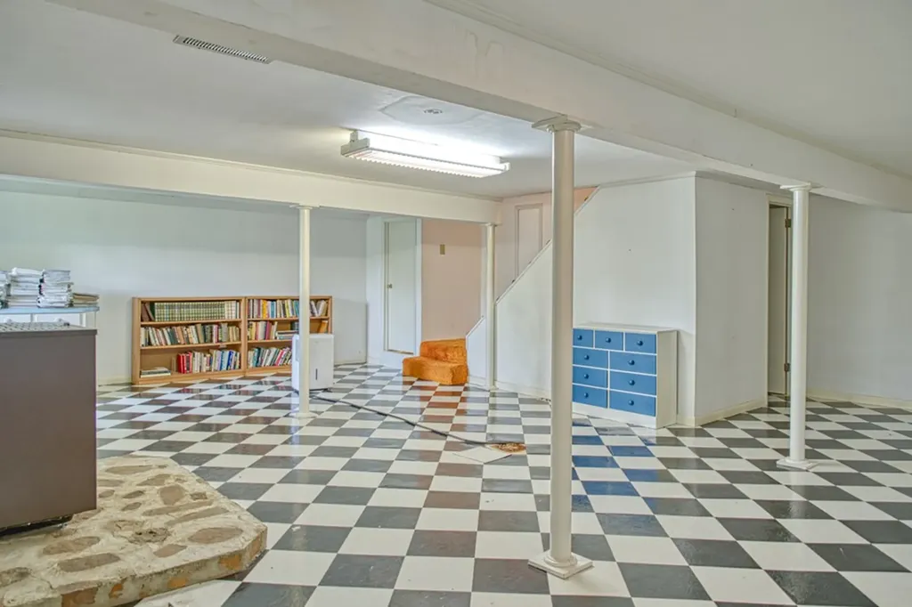 1452 Gainesboro Grade Cookeville TN 38501