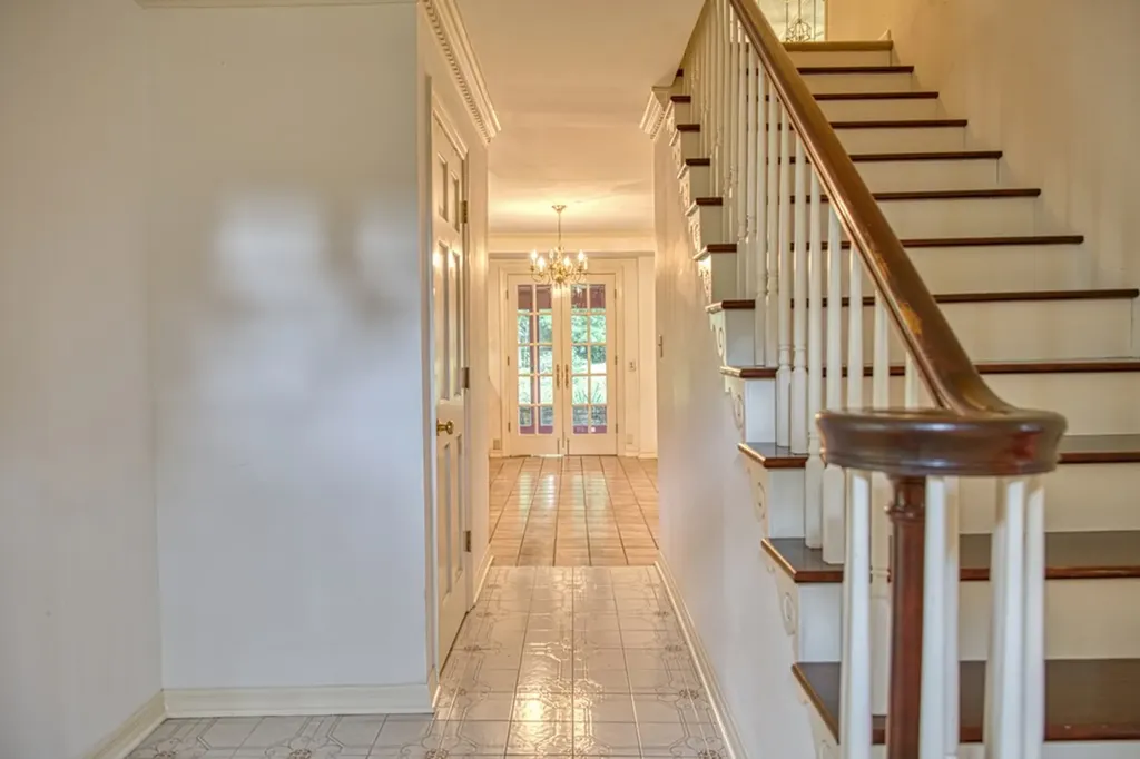 1452 Gainesboro Grade Cookeville TN 38501