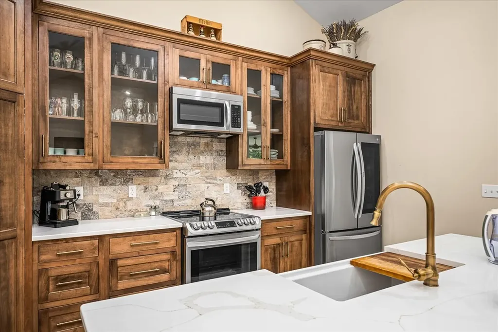 82 Isabela Lane Crossville TN 38572