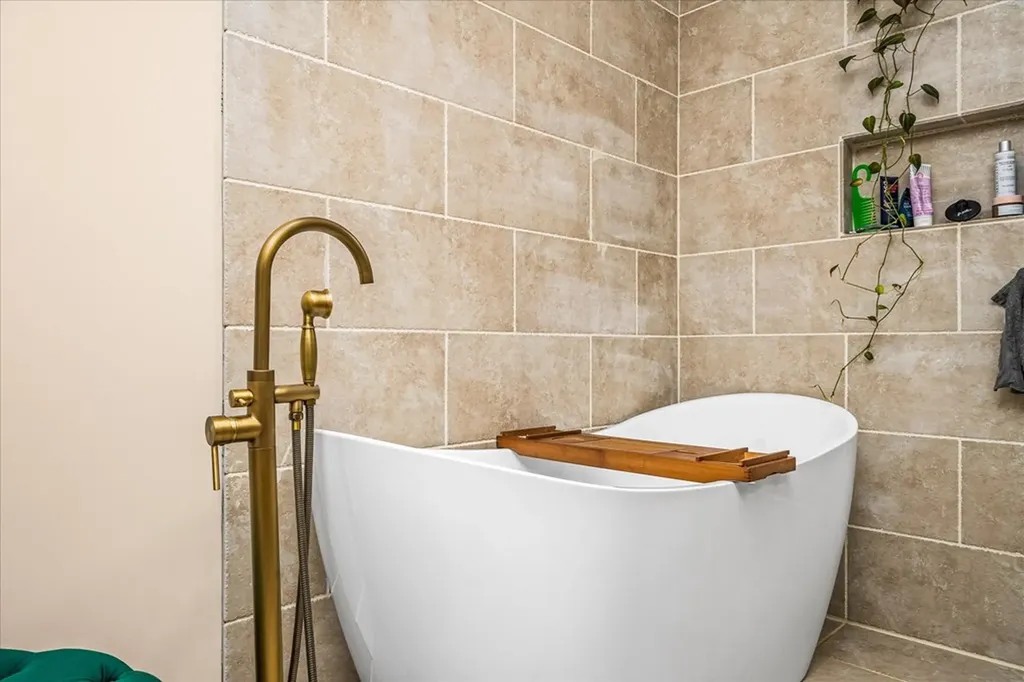 82 Isabela Lane Crossville TN 38572