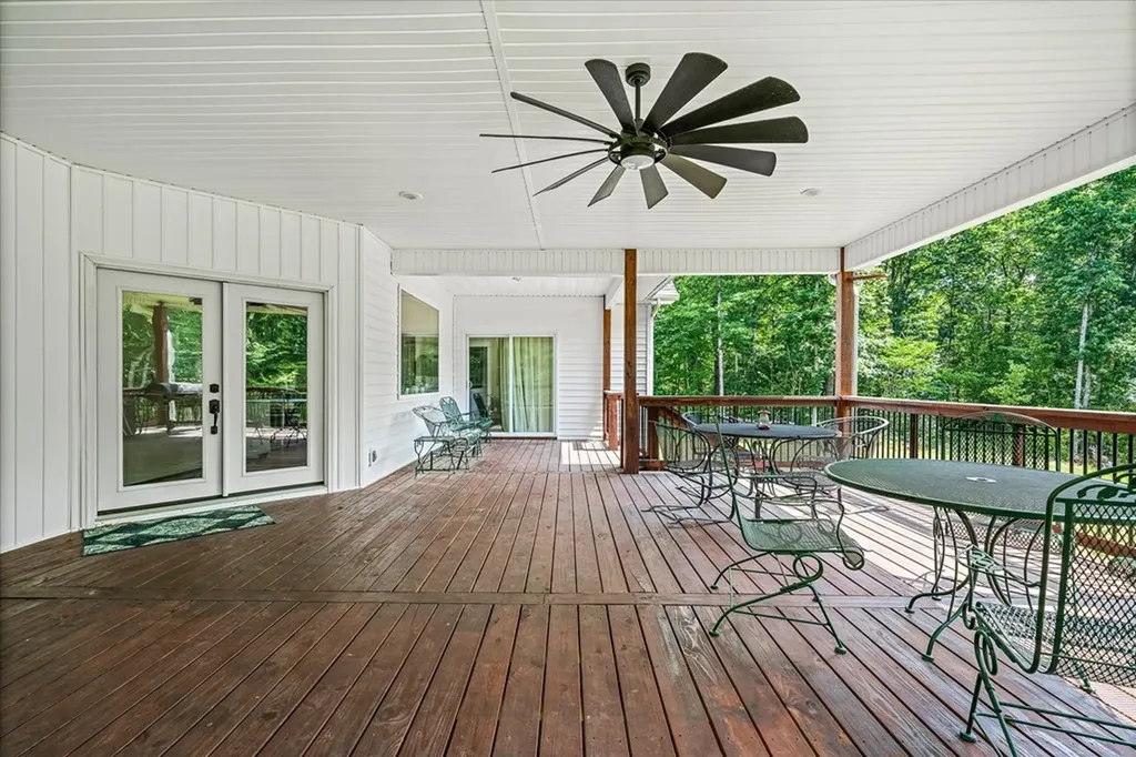 82 Isabela Lane Crossville TN 38572