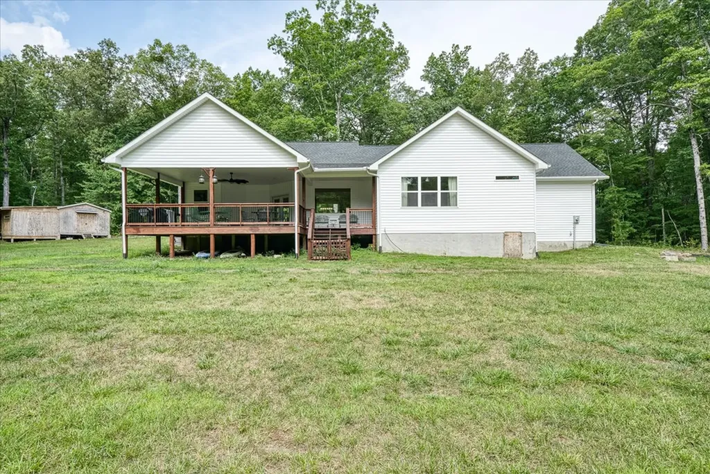 82 Isabela Lane Crossville TN 38572