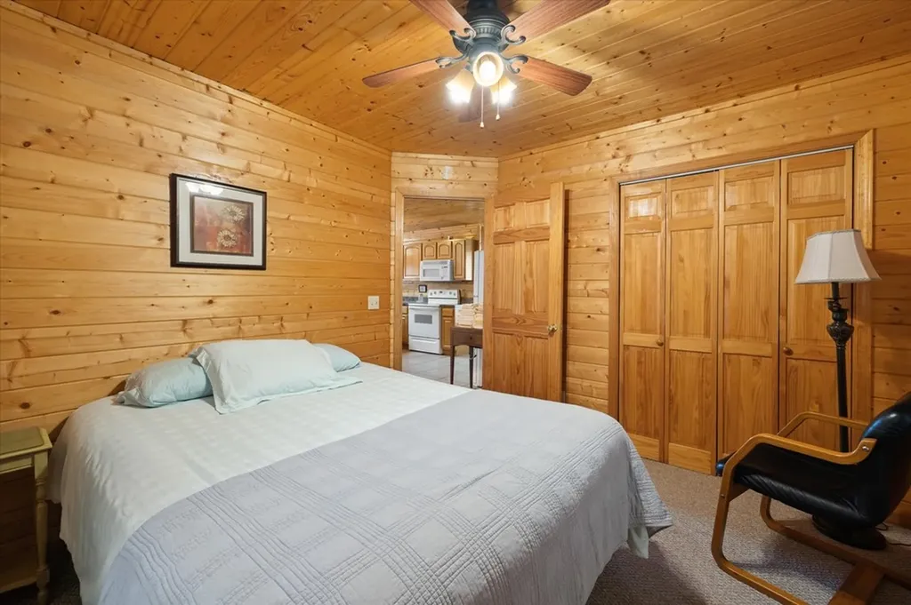 7328 Lillydale Road Byrdstown TN 38549