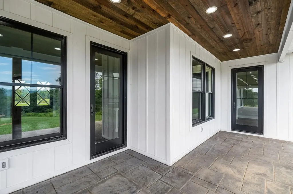 1100 Eastport Dock Road Monroe TN 38573