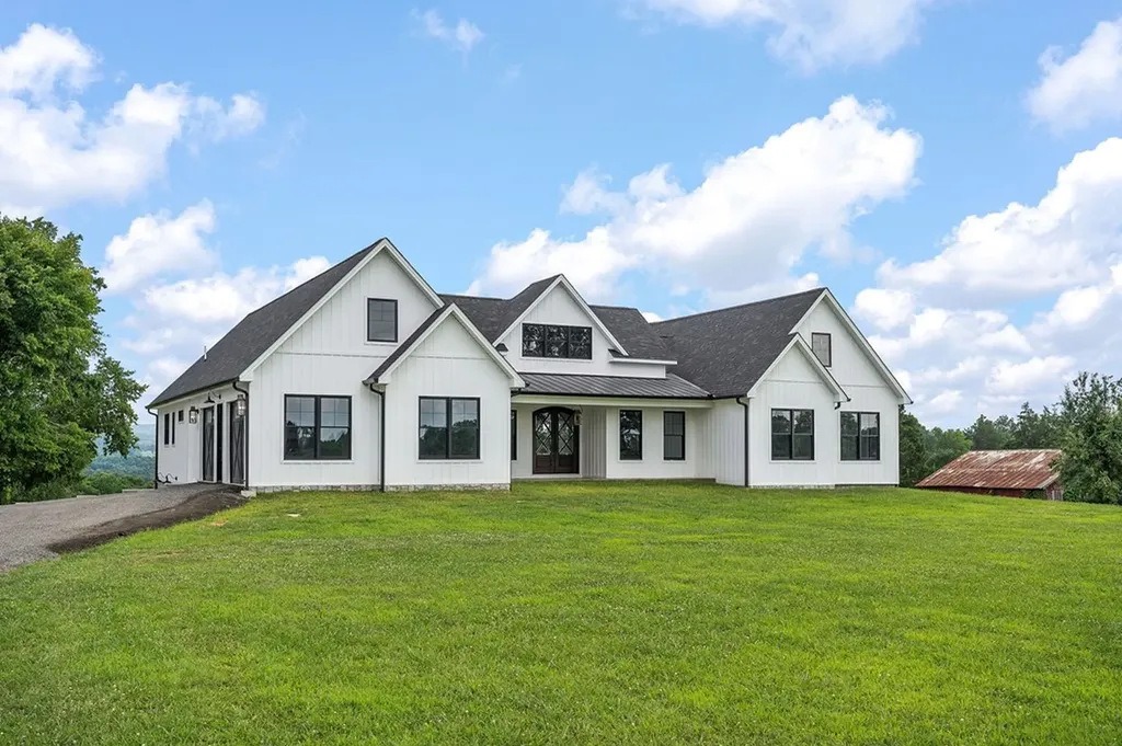 1100 Eastport Dock Road Monroe TN 38573