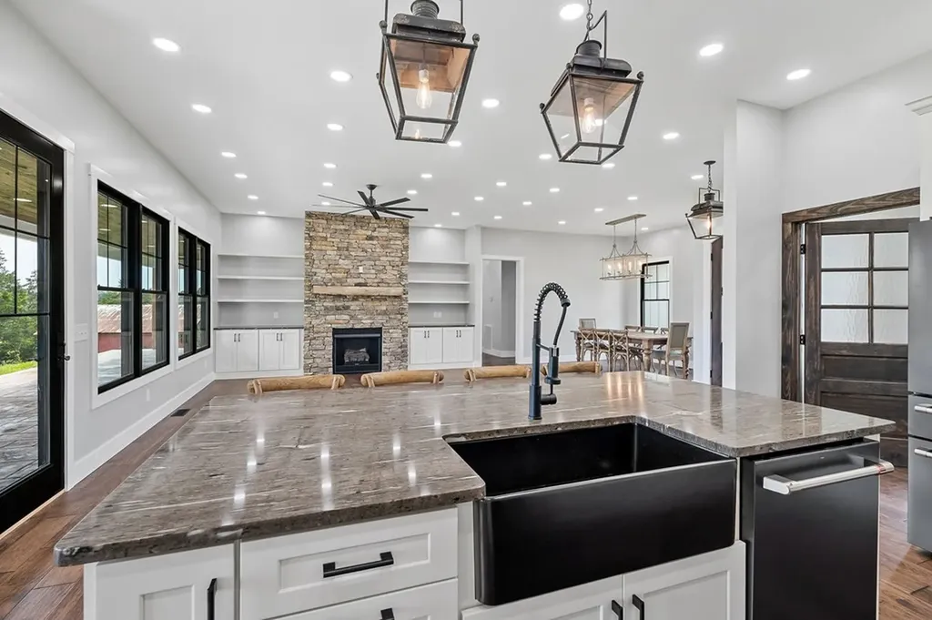 1100 Eastport Dock Road Monroe TN 38573