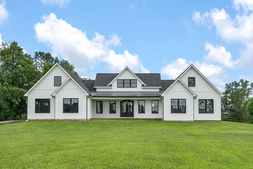 1100 Eastport Dock Road Monroe TN 38573