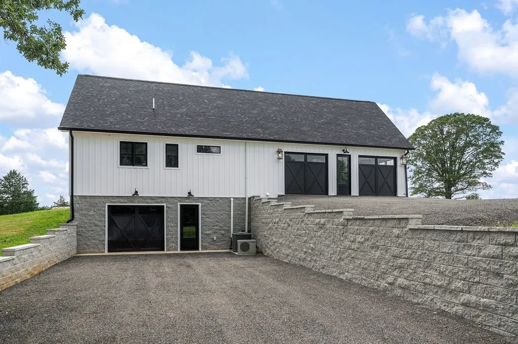 1100 Eastport Dock Road Monroe TN 38573