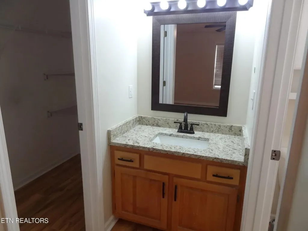 61 Calloway Drive Crossville TN 38555