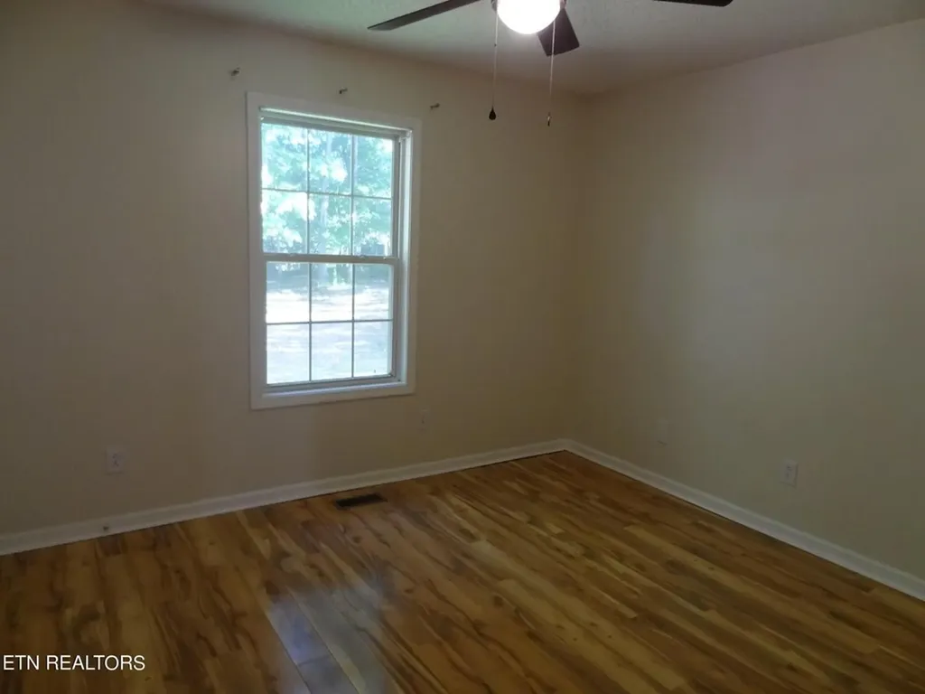 61 Calloway Drive Crossville TN 38555