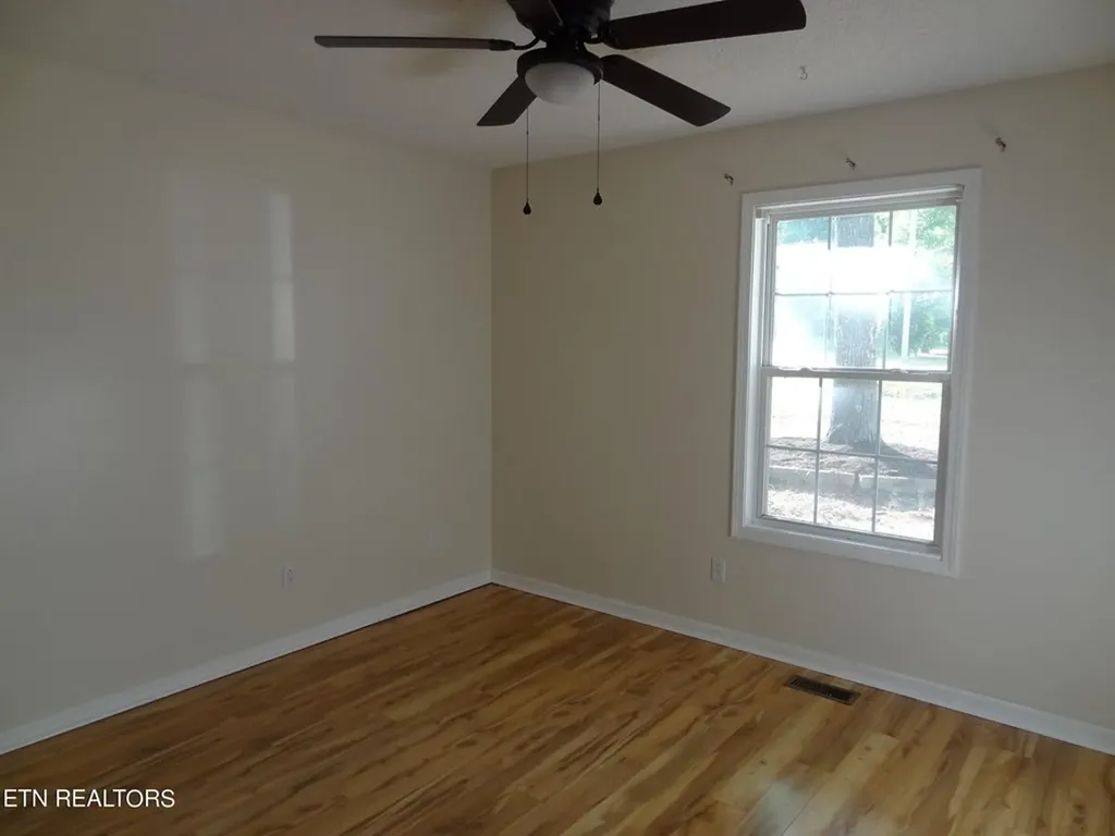 61 Calloway Drive Crossville TN 38555