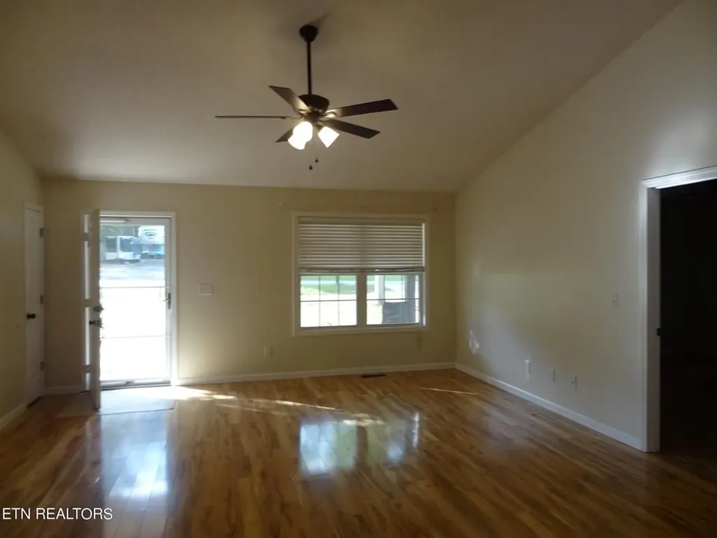 61 Calloway Drive Crossville TN 38555