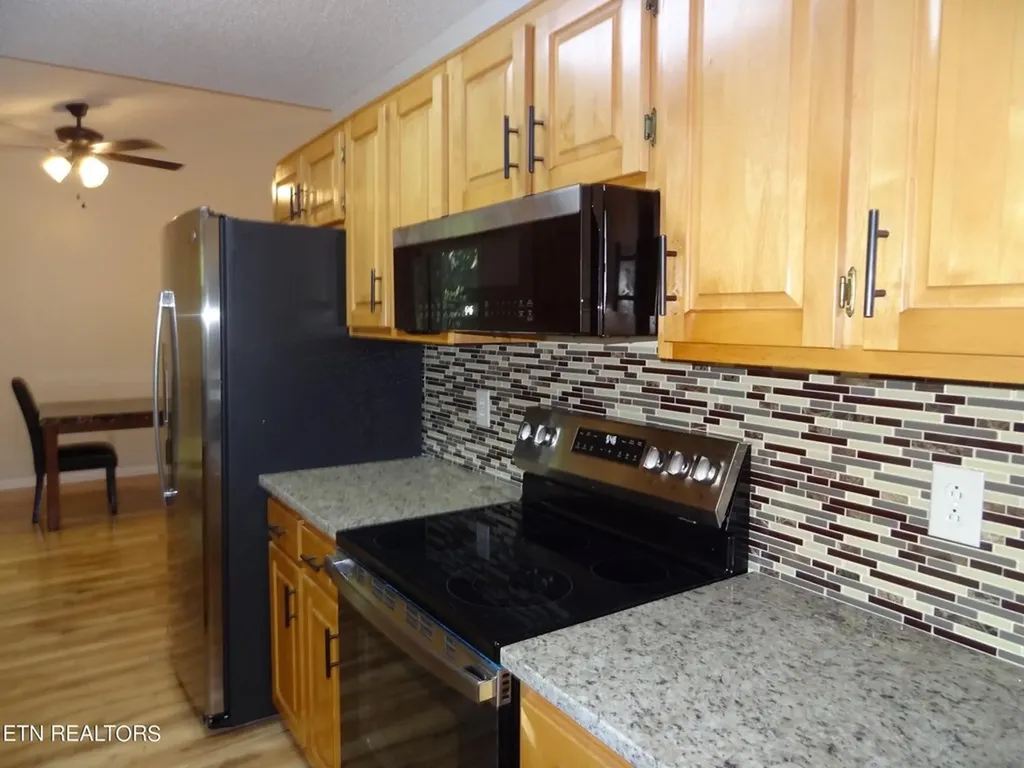 61 Calloway Drive Crossville TN 38555