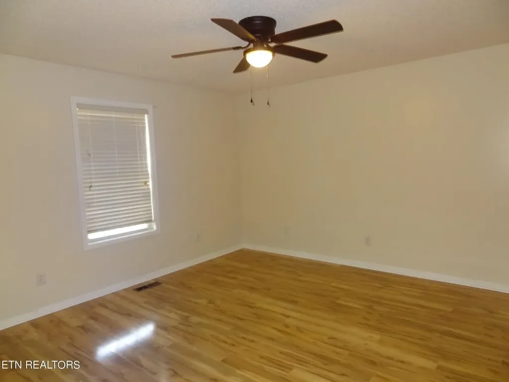 61 Calloway Drive Crossville TN 38555