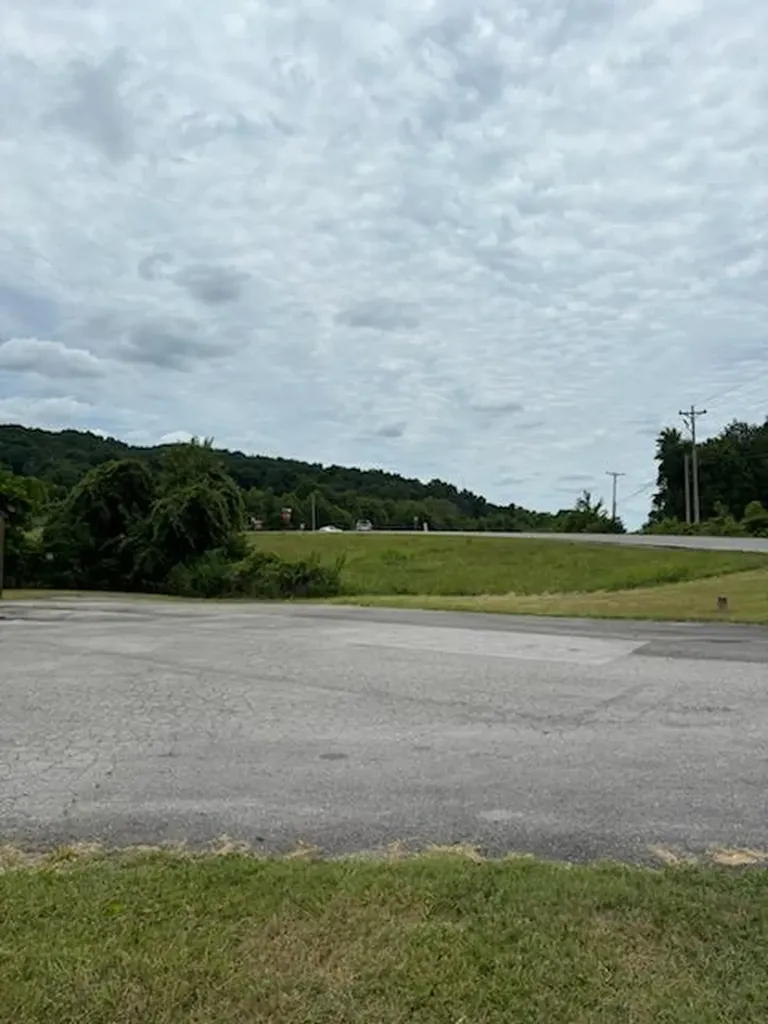 620 E Main Street Algood TN 38506