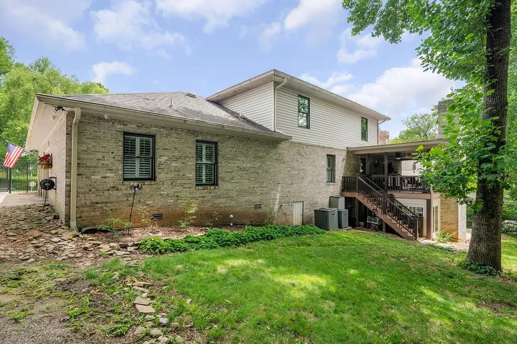 433 Nash Avenue Cookeville TN 38501-4500