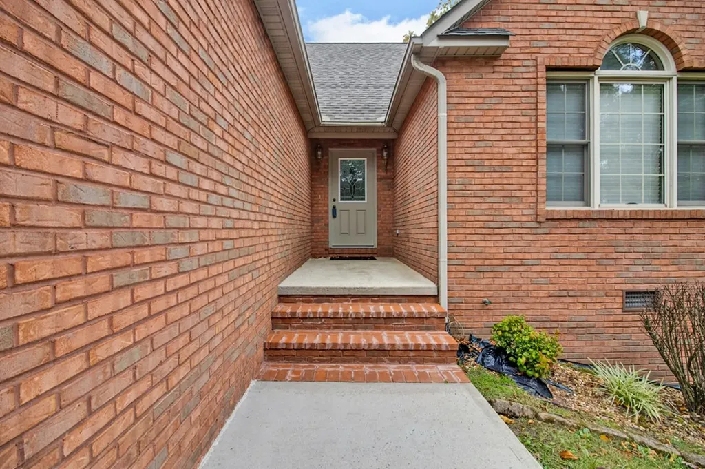 1267 Holiday Drive Crossville TN 38555